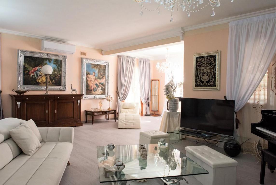 קאסטלמארה דל גולפו Villa Aversa מראה חיצוני תמונה
